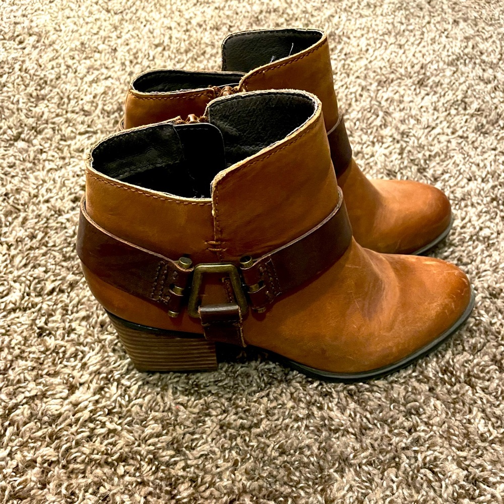 Aldo, size 7, Brown